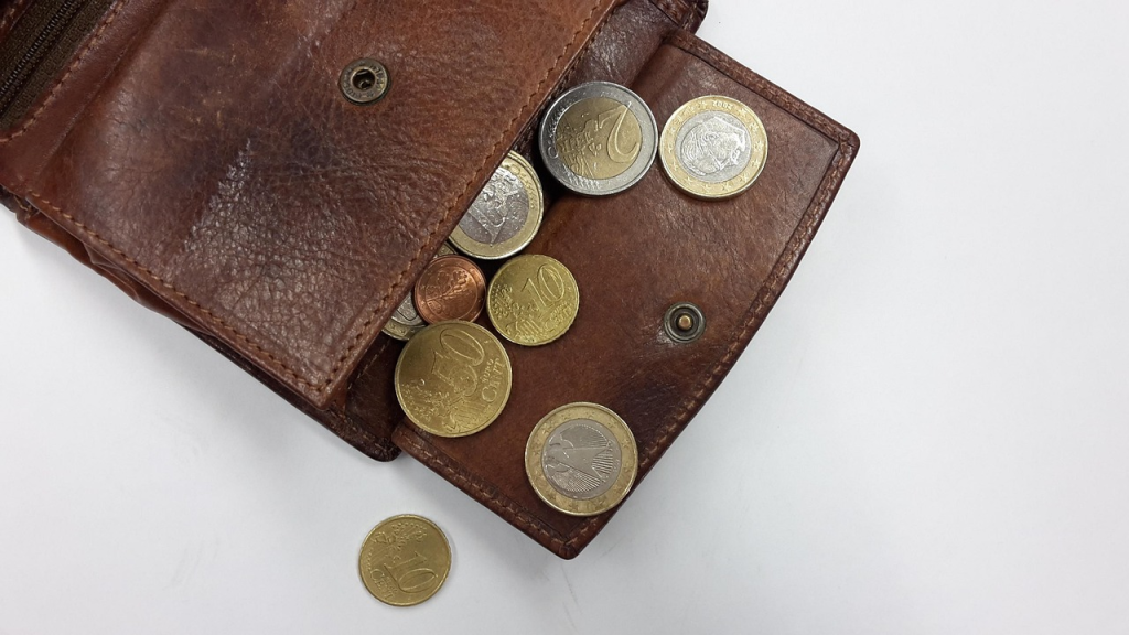 penyebab financial anxiety